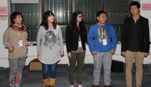 準(zhǔn)備開始猜成語啦，先組隊(duì)!