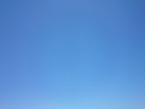 攀牙灣蔚藍(lán)天空