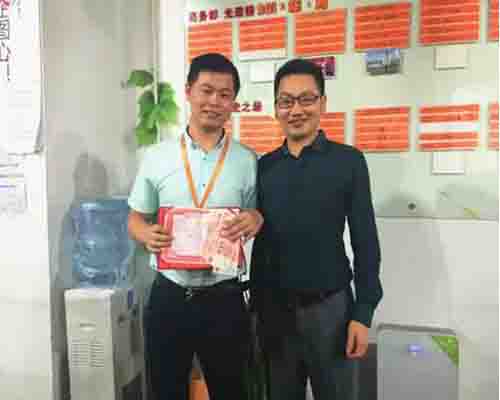 6月 top 中心：營(yíng)銷中心